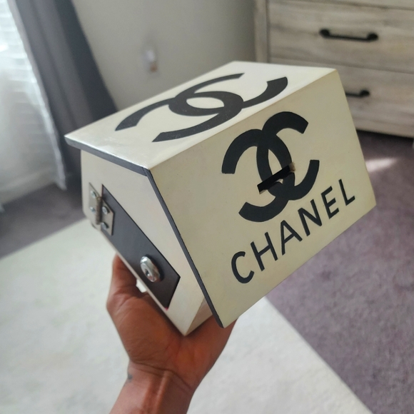 Custom Made Lock Boxes, Bird Houses, &etc. - Picture 3 of 15